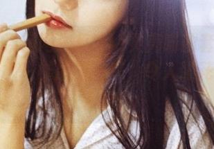 GIRLT果团网 – little贝壳喵的套装写真，像海水一样层层涌来，令人眼花缭乱的体验！
