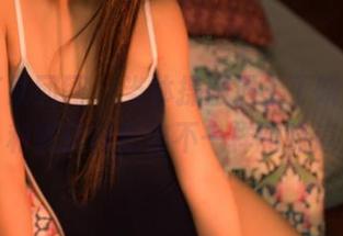 GIRLT果团网 – 当体操服遇上丁晓楠,福利就这样生出不一样的味道