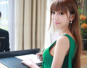 MyGirl美媛馆 – 谁说护士只能治病？看徐子琦Anna的美图违章搭配！