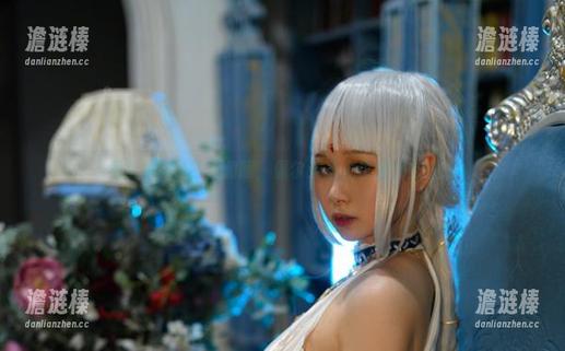 PAKI酱 看!PAKI酱穿和服,偶尔无圣光也能释放性感