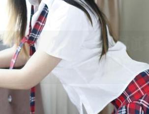 QingDouKe青豆客 – 免费试试看:在绮梦Cherish的体操服中迷失的几秒钟