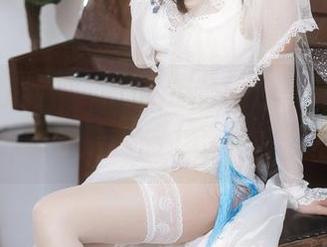 无意间翻到Rioko凉凉子制服图包，感叹：哦，这就是我心中的灵魂穿搭吗？