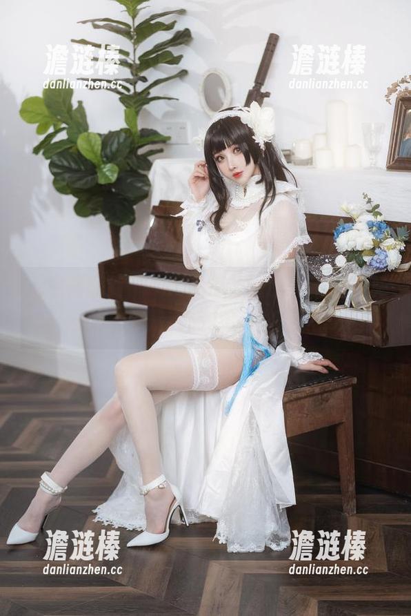 Rioko凉凉子 无意间翻到Rioko凉凉子制服图包,感叹:哦,这就是我心中的灵魂穿搭吗?