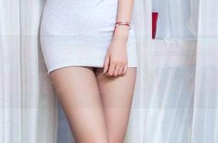 TouTiao头条女神 – 苏子淇的美图更新：学姐穿搭太好看，真让我眼晕。