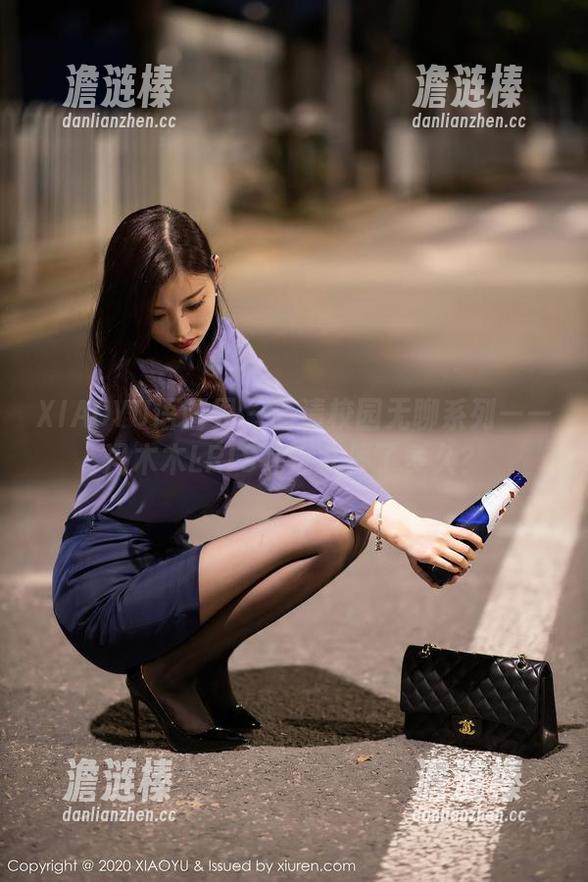 XIAOYU语画界-冯木木LRIS XIAOYU语画界 - 高清校园无聊系列——冯木木LRIS在这儿停了多久?