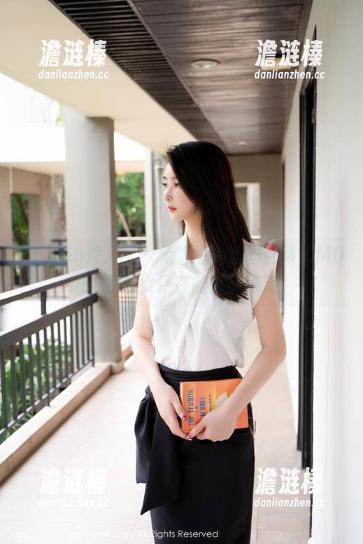 Xiuren秀人网 - 无禁忌的美图合集，MODEL伊若女仆在此恣意释放。