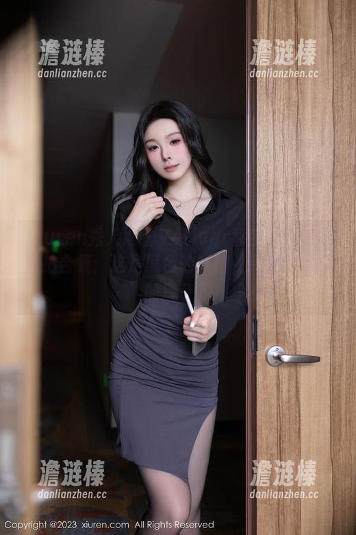 Xiuren秀人网 - Vetiver嘉宝贝儿黑色私拍合集：这是黑色的真相，还是我看过的段子？