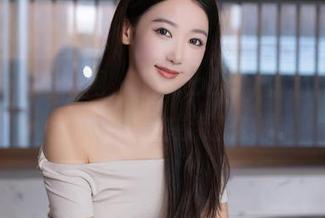 Xiuren秀人网 – 沐沐baby的私拍:护士职业装也能这么撩