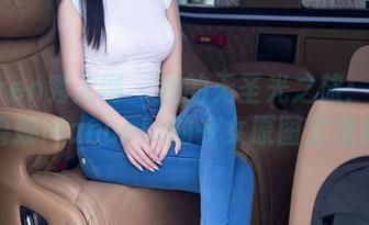 Xiuren秀人网 – 我的无圣光之旅：在玛鲁娜Manuela的少女原图里漫游