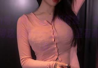 Xiuren秀人网 – 你能相信章芃芃的睡衣写真能拍得这么好——注:这里有高清的魔力。
