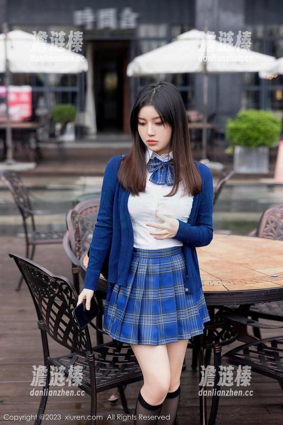 Xiuren秀人网 - 私拍资源大揭晓——筱慧icon教你做个时尚厨娘？