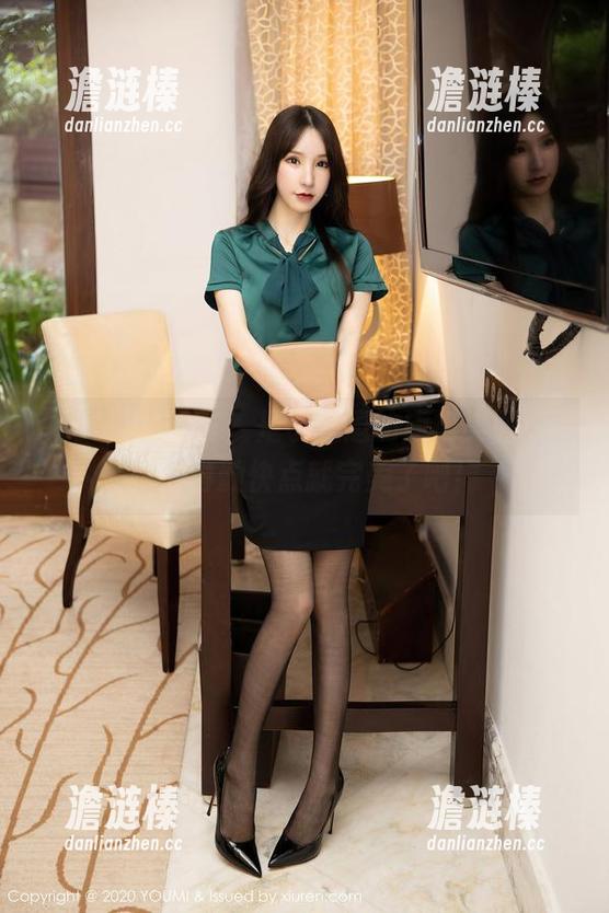 YouMi尤蜜荟-是小逗逗 YouMi尤蜜荟 - 是小逗逗的旗袍美图,更新得再勤快点就完美了吧!