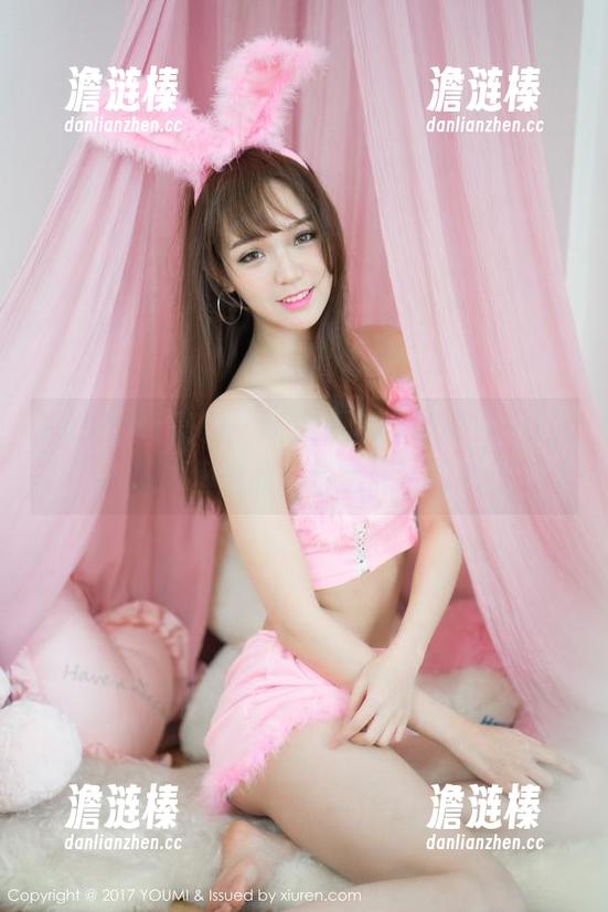 YouMi尤蜜荟-玥儿玥er YouMi尤蜜荟 - 听说黑色能显瘦,玥儿玥er的原图是我的最佳理论依据!