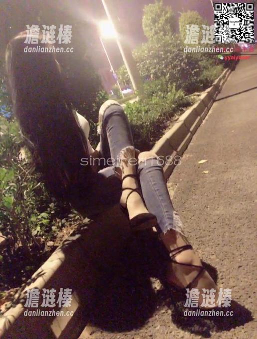 丝月神 微密圈 - 丝月神最新作品集发布:旗袍肉丝高跟,仿佛在说“裤子真是多余!”