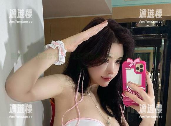 于芷晴 微密圈 - 长腿合集:于芷晴家的腿,都是品味和优雅的代言人!