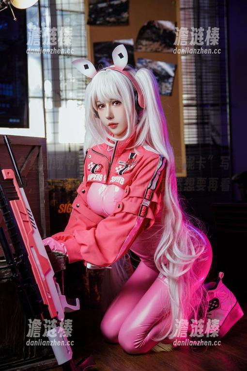 合集加载中，“仙女月”的“莫妮卡”写真，这一波我也是醉醉的，竟然想要再看一遍。