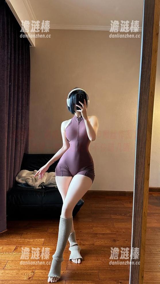 微密圈 - 俏妞qiaoniu66黑丝作品集，随便一张就让人忍不住瞄几眼