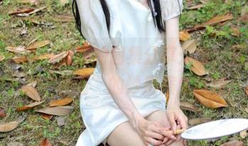 初夏女神 – 柒柒的图集分享：唉，这场名为“剧情”的妙趣横生旅程