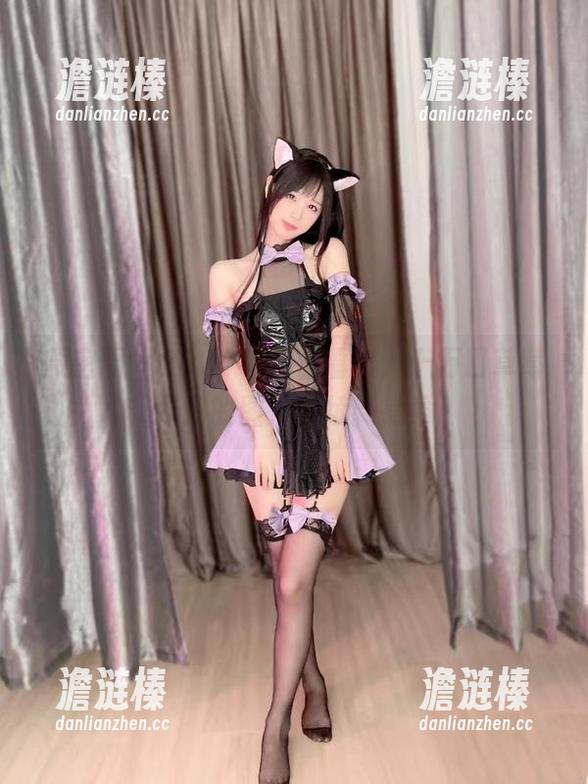 十万口草莓粥粥 微密圈 - 2024年舰长福利,十万口草莓粥粥的图片再续新篇章