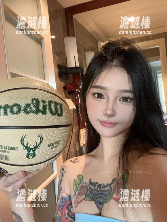 卡通百科老王 微密圈 - 卡通百科老王的棉袜图册:或许你也能找到一双。