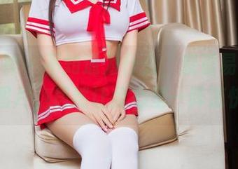 头条女神 – 不知道为什么,观看易阳的日常图片,居然让我心里一阵凉快。