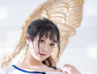 红丝绒旗袍cos,谁不爱?奇行家狗崽带你见识什么叫别具一格的图片!