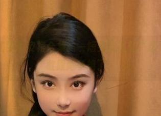 微密圈 – 奶雯黑皮裙合集——短到能看见“想法”，没谁敢跟她争艳了。