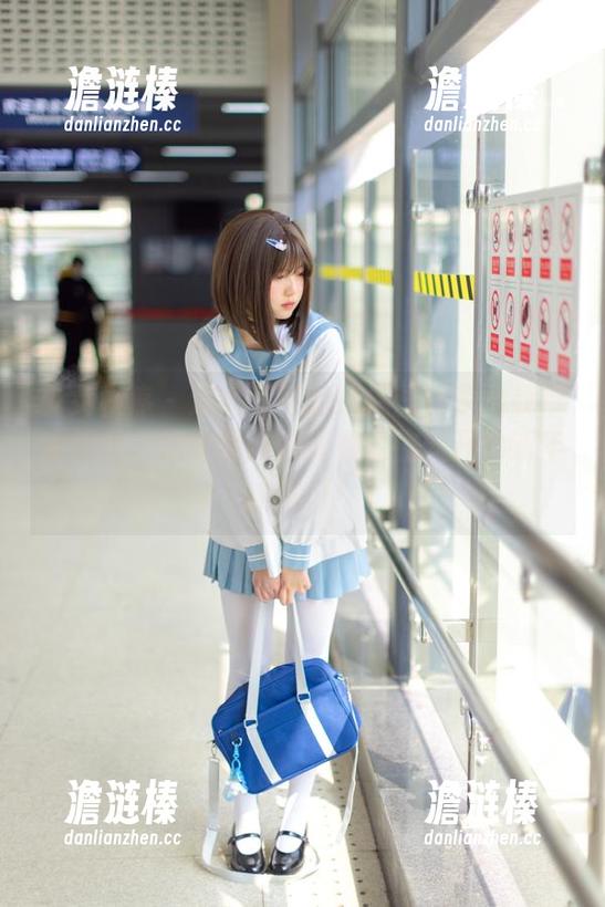 少女秩序-鹿可 少女秩序 - 这套鹿可的瑜伽图倒是给我带来灵感,或许我应该握着遥控器开始新年新练习!