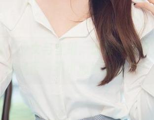 尤果网 – 少女与壁纸:原图中的诗朵雅,你是否一不小心被迷住了?
