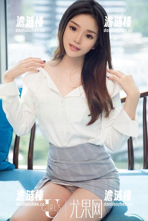 尤果网 - 少女与壁纸：原图中的诗朵雅，你是否一不小心被迷住了？
