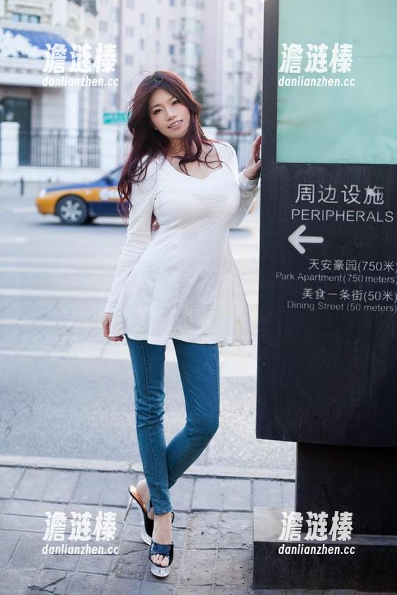 推女郎 - 免费资源，沙子也能在校园里玩得如此尽兴！