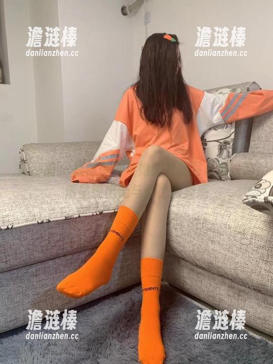 提袜少女 微密圈 - 提袜少女与她的礼服写真集,高清呈现出无与伦比的美感