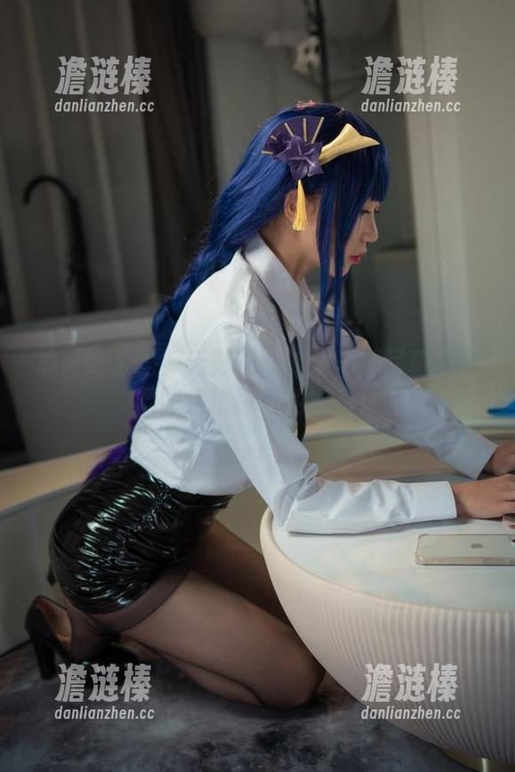 准备好了吗？无影喵喵的双马尾写真集资源即将挑战你的审美！