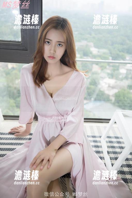 梦丝女神-莹仙女 梦丝女神 - 图包奇观!莹仙女的高跟鞋,你怎么看?我只看见鞋子会走!