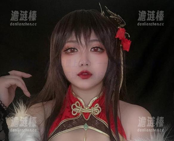椒妮佐仁 椒妮佐仁:在天狼星上偷个懶——写真集原图,看了不知道干啥好。