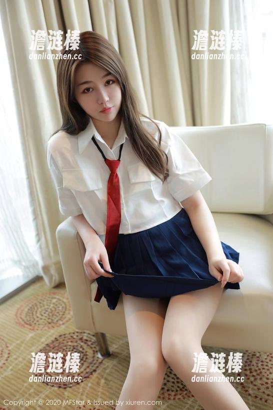 模范学院 - 又来了，甜筒晓彤和她的妹妹，新写真集更新让人目不转睛！