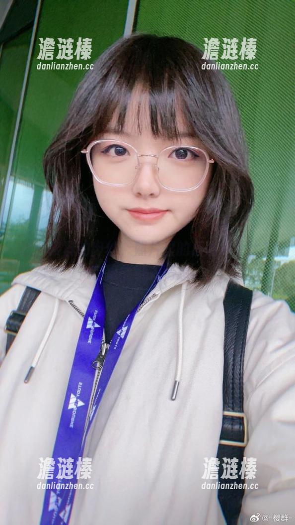 哦，樱群的肉丝，照片里的乐趣似乎比文字更能引人猜想。
