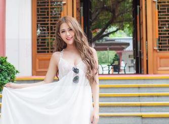 爱蜜社 – 资源满满：蕾蕾醒了没与她的夏天撞上你了