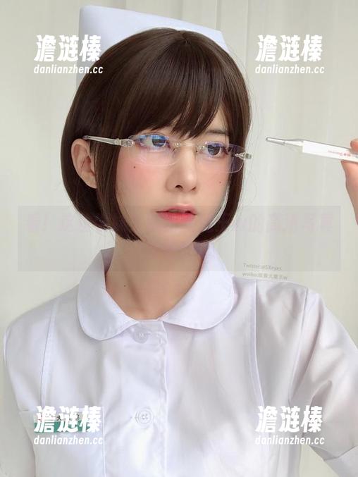 眼酱大魔王w 看!这位学妹!眼酱大魔王w的高清写真有点意思