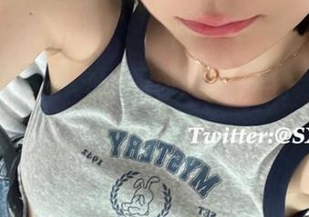 眼酱大魔王w的兔女郎风格，冲击力十足的美图秀！