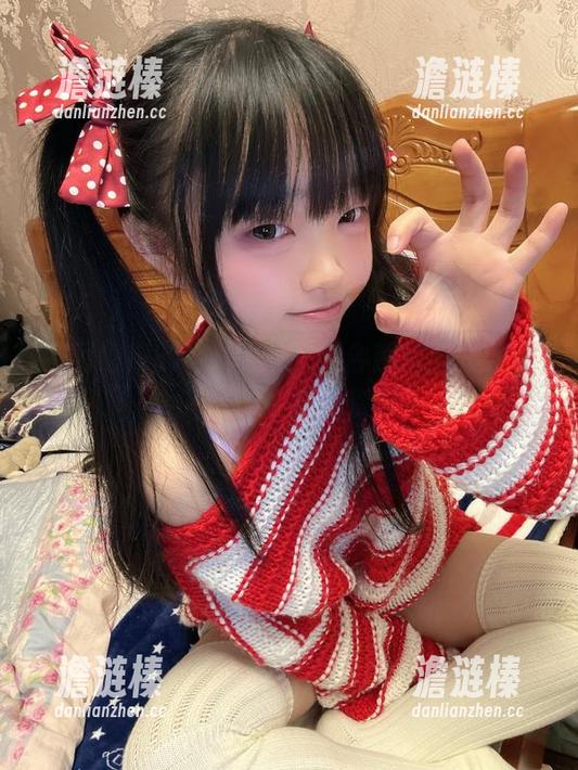 不可思议的神沢永莉，天台照片全集：一会儿撒娇一会儿深沉！