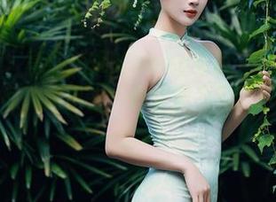 秀人网 – 高清捕捉的baby嘉茵,女王姿态不经意间流露出来,你会因为她的气场而窒息。