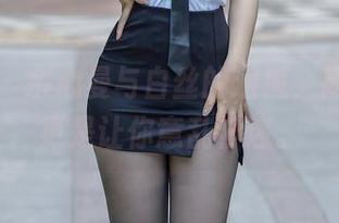 秀人网 – 余心曼与白丝的邂逅,高清画面更是让你意乱神迷。