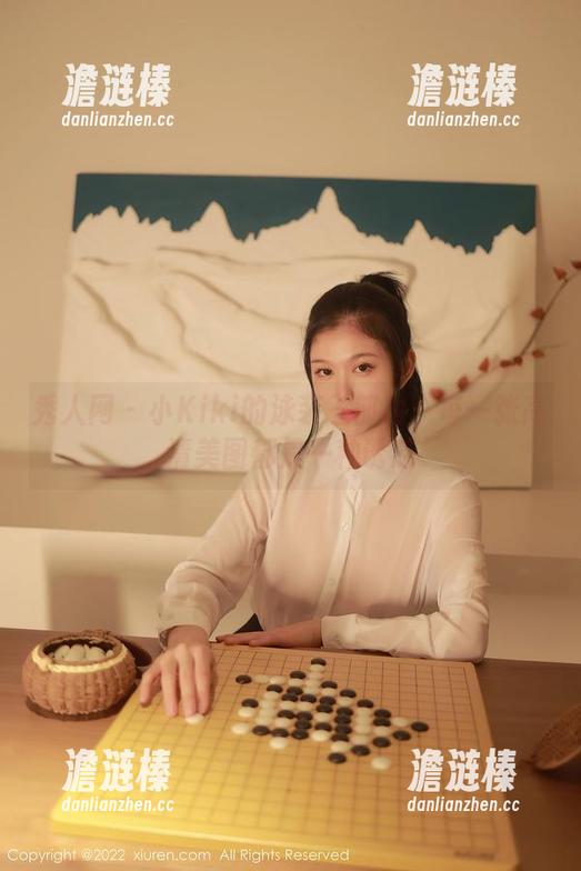 秀人网-小Kiki 秀人网 - 小Kiki的泳装三部曲:每一张高清美图都是一种诱惑
