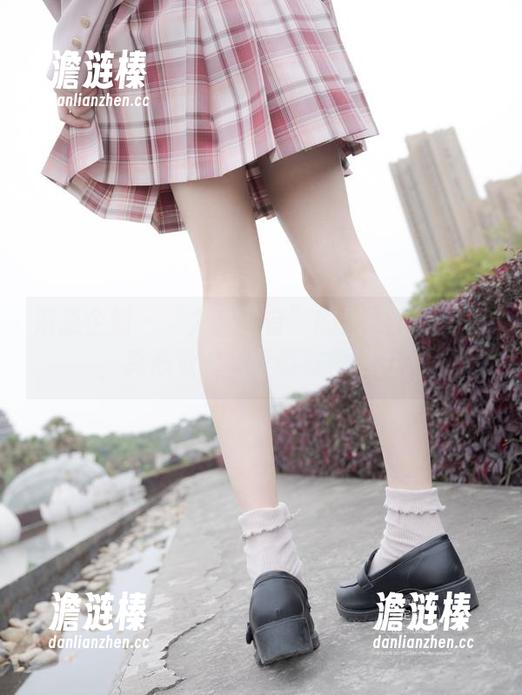 紧急企划-龙崎聆音 紧急企划 - “龙崎聆音”的居家在线写真,真心觉得这里面有种魔力。