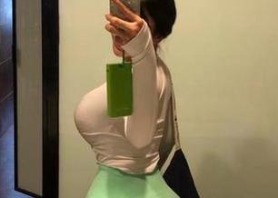 微密圈 – 别错过，紫色哒豚豚新出的原图，直播视频精选第二部分，这回不只嘴巴说了算。