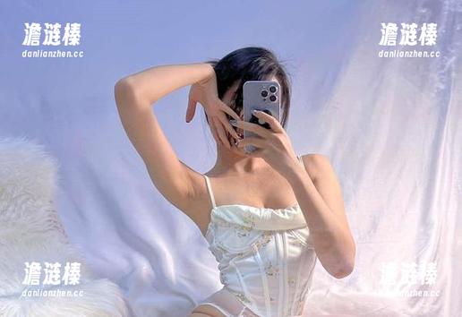 纪念小小v 微密圈 - “纪念小小v”的蕾丝粉色梦游:看这些写真图片
