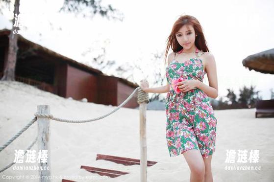 美媛馆-水水er 美媛馆 - 水水er的比基尼assignment:写真里有不怎么运动的海滩日子和些许不成熟的自嘲。