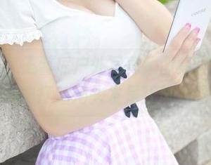 美媛馆 – 王馨瑶户外写真,图集里的风多大?我敢打赌她头发是狂风来毁的!