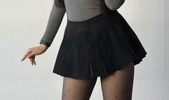 微密圈 – 全集不虚此生,美邵女Baby白色系列,真的不太理解……但是有点意思。